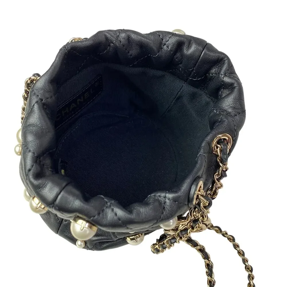 Chanel Matelasse Shoulder Bag AS2518